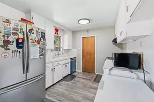 1826 Monticello Ave, Modesto, CA 95350 - Photo 8