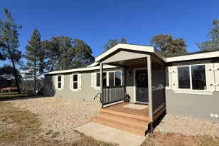 12155 Gilham Ct, Grass Valley, CA 95949 - Photo 2