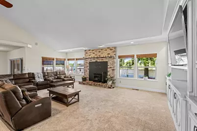 9885 E Louise, Manteca, CA 95336 - Photo 18