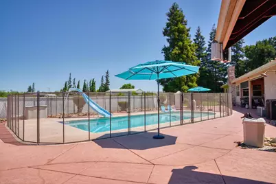 9885 E Louise, Manteca, CA 95336 - Photo 50