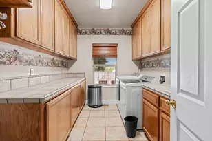 9885 E Louise, Manteca, CA 95336 - Photo 44