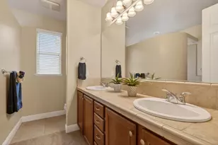8221 Ashcrest Ln, Fair Oaks, CA 95628 - Photo 14