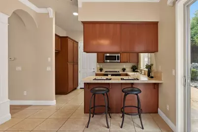 8221 Ashcrest Lane, Fair Oaks, CA 95628 - Photo 6