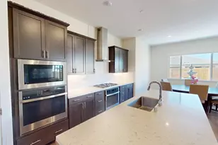 5111 Peace Lily Ln, Roseville, CA 95747 - Photo 2
