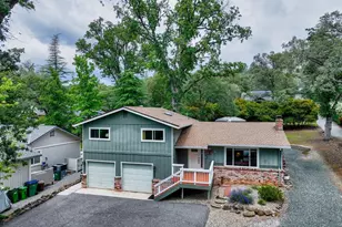 23235 Broadmoor Ct, Auburn, CA 95602 - Photo 2