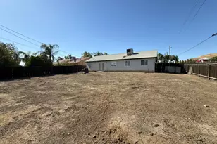 1048 E Yosemite St, Avenal, CA 93204 - Photo 2