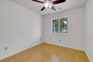 1922 Sleepy Dr, Yuba City, CA 95991 - Photo 12