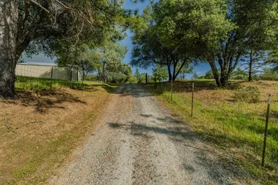 6216 Trout Lane, Mountain Ranch, CA 95246 - Photo 18