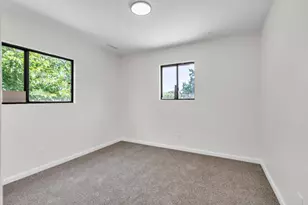5900 64th St, Sacramento, CA 95824 - Photo 10