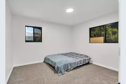 5900 64th Street, Sacramento, CA 95824 - Photo 12