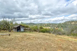 14070 Cadena Way, La Grange, CA 95329 - Photo 32