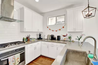 8985 Upbeat Way, Elk Grove, CA 95757 - Photo 10