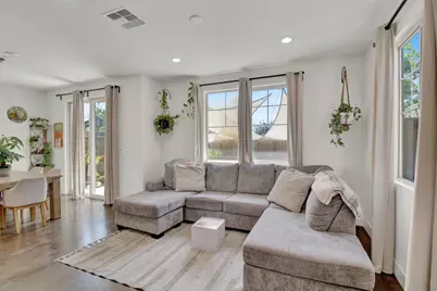 8985 Upbeat Way, Elk Grove, CA 95757 - Photo 4
