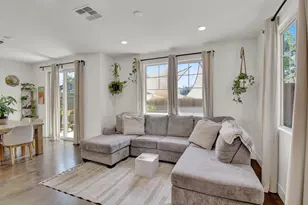 8985 Upbeat Wy, Elk Grove, CA 95757 - Photo 4