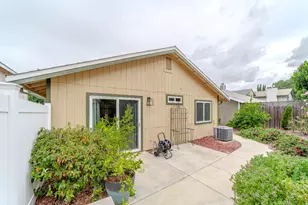 7044 Plume Way, Elk Grove, CA 95758 - Photo 24