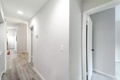 7044 Plume Way, Elk Grove, CA 95758 - Photo 18