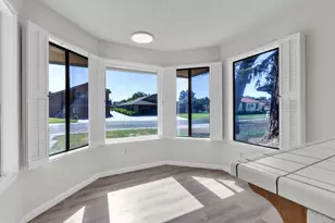 5 Rollingbrook Cir, Sacramento, CA 95833 - Photo 2