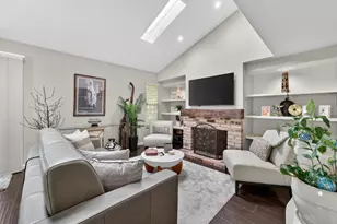 11 Park W Ct, Sacramento, CA 95831 - Photo 18