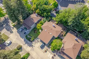 11 Park W Ct, Sacramento, CA 95831 - Photo 44