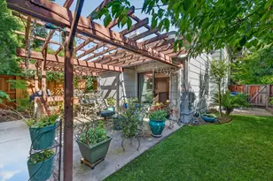 11 Park W Ct, Sacramento, CA 95831 - Photo 30