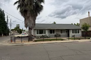 517 Church St, Yuba City, CA 95991 - Photo 2