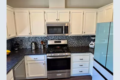 879 Wallace Drive, Woodland, CA 95776 - Photo 14