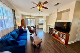 879 Wallace Dr, Woodland, CA 95776 - Photo 6