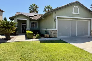 879 Wallace Dr, Woodland, CA 95776 - Photo 1