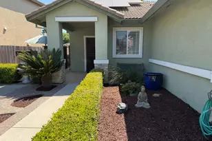 879 Wallace Dr, Woodland, CA 95776 - Photo 4