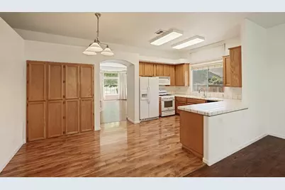 8992 Panamint Court, Elk Grove, CA 95624 - Photo 16