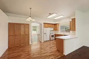 8992 Panamint Ct, Elk Grove, CA 95624 - Photo 16