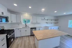 Eureka Ln, Sacramento, CA 95842 - Photo 22