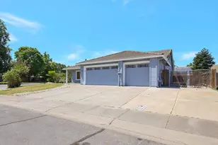 1898 White Oak, Yuba City, CA 95991 - Photo 2