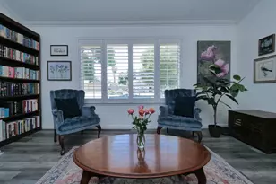 9409 Torchy Ct, Sacramento, CA 95826 - Photo 6