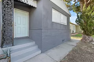 217 N Lincoln St, Coalinga, CA 93210 - Photo 4