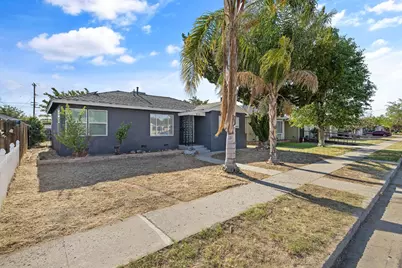 217 N Lincoln Street, Coalinga, CA 93210 - Photo 2