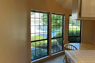1067 Rio Cidade Way, Sacramento, CA 95831 - Photo 10