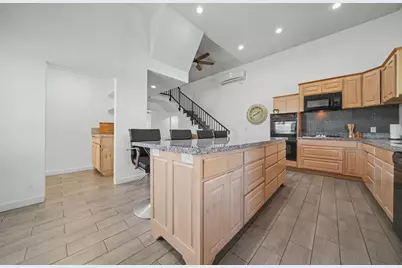 1941 N Main Street, Manteca, CA 95336 - Photo 40