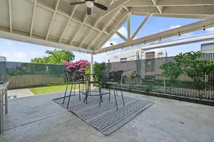 1941 N Main St, Manteca, CA 95336 - Photo 36