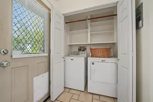 1941 N Main St, Manteca, CA 95336 - Photo 14