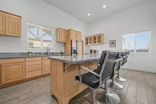 1941 N Main St, Manteca, CA 95336 - Photo 40