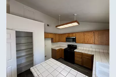 1900 Temescal Drive, Modesto, CA 95355 - Photo 10