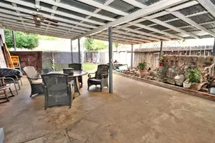 4221 42nd Ave, Sacramento, CA 95824 - Photo 14