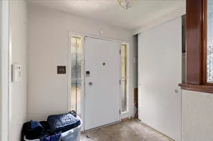 6836 Burdett Way, Sacramento, CA 95823 - Photo 8