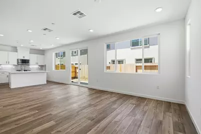 1280 Leonhardt Loop, Lincoln, CA 95648 - Photo 4