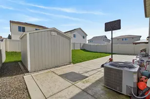 8883 Sebago Wy, Elk Grove, CA 95758 - Photo 48