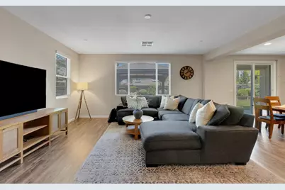 2312 Flagstaff Way, Roseville, CA 95747 - Photo 10