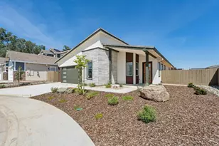 9107 Colzie Ct, Elk Grove, CA 95624 - Photo 2