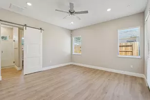 9107 Colzie Ct, Elk Grove, CA 95624 - Photo 6