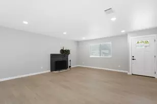4511 Breckenridge Way, Sacramento, CA 95838 - Photo 6